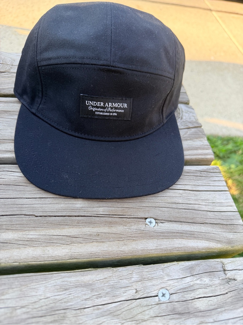 Under Armour Men's Black Five-Panel Camp Cap / Hat - Picture 4 of 4